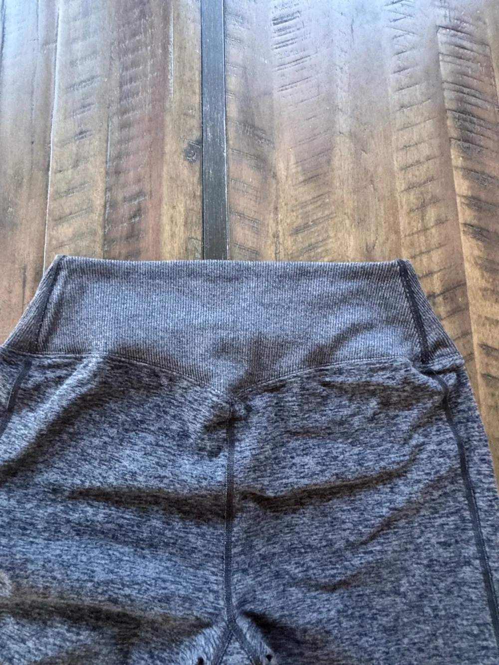 ALO Yoga Charcoal Heather High-Waist Leggings. Size L